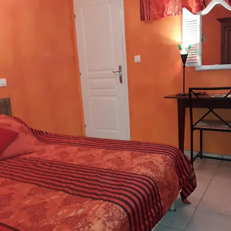 Dubuisson De Bed & Breakfast *